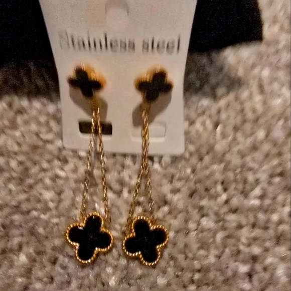 18kgp Fashion earings - Picture 1 of 6